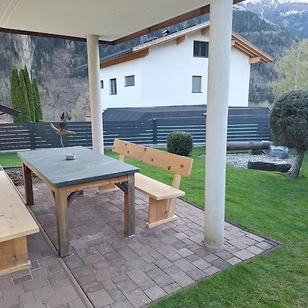 Apartman Haus Gruenbacher Lienz