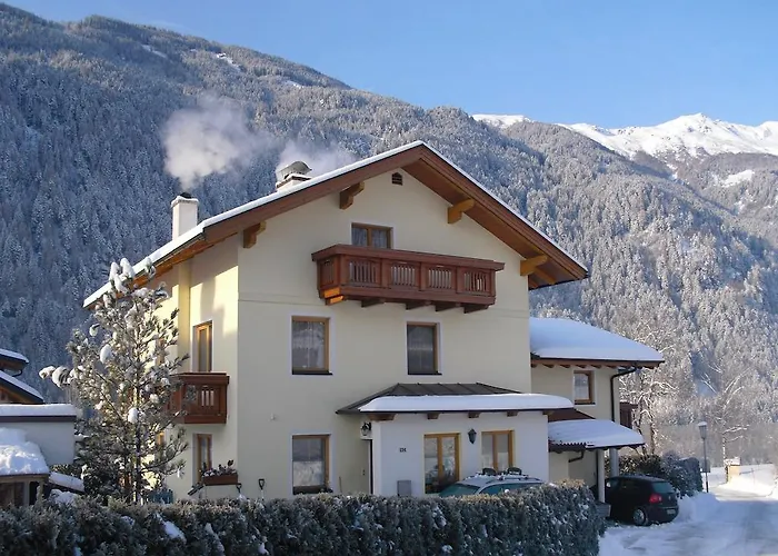 Haus Gruenbacher * Lienz