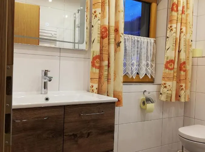 Haus Gruenbacher Apartman *