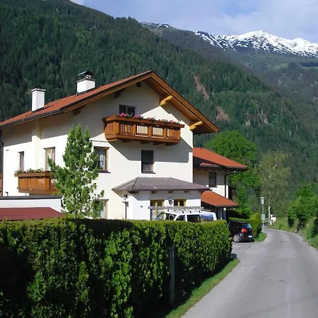 Апартаменты Haus Grunbacher Лиенц